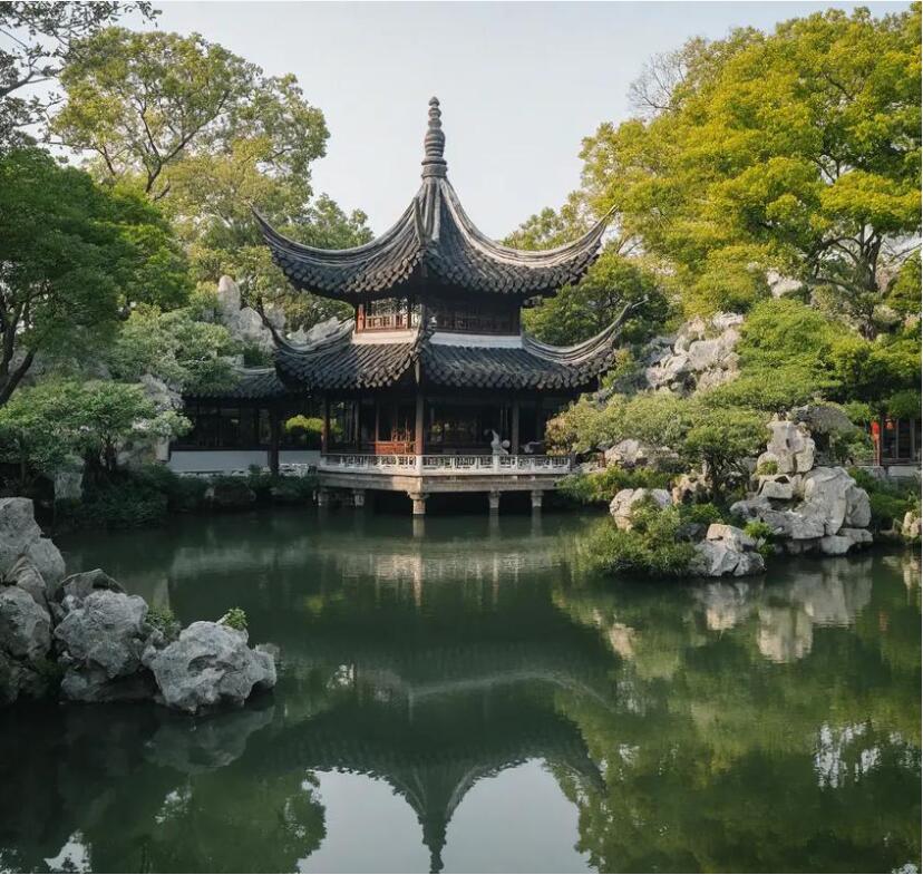 横峰县残留餐饮有限公司